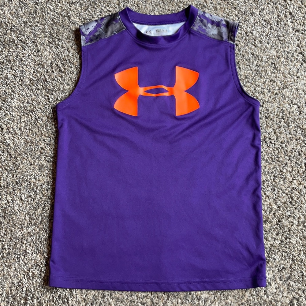 Boys Under Armour tank. Size YMD